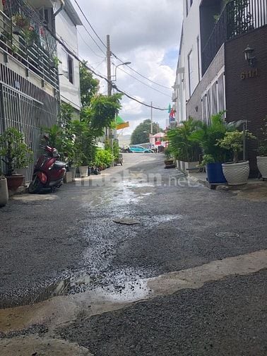 Bán nhà Lê Quang Định, P.1, Gò Vấp, 8x9,5m, cấp 4, hẻm 5m, cách MT 30m