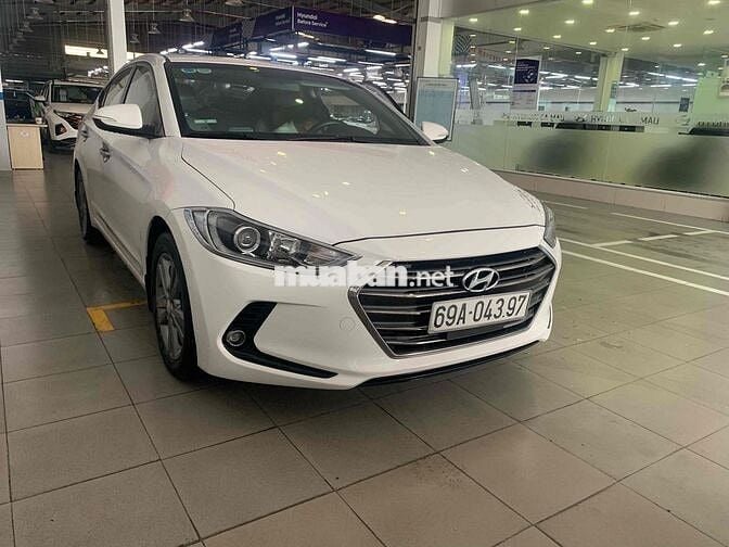 Hyundai Elantra 2017 Sport 1.6 AT - 117000 km