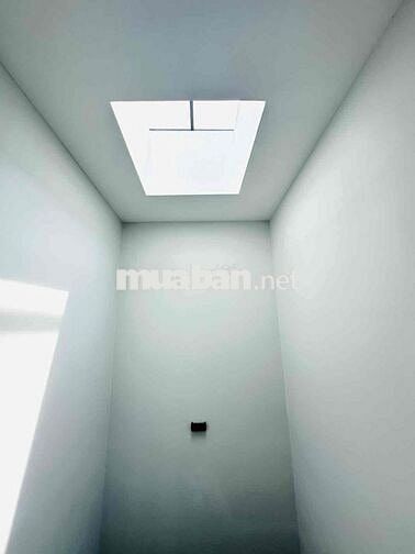3 TẦNG MÁI BTCT - 3PN - SÂN THƯỢNG 40m2 - HẺM 3M THÔNG RA SONG HÀNH
