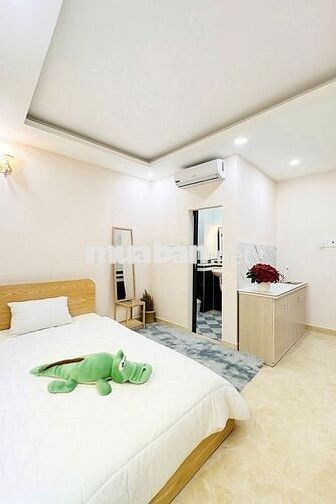 CHO THUÊ CĂN HỘ STUDIO ĐẦY ĐỦ NỘI THẤT CỬA SỔ THOÁNG NƠ TRANG LONG, BT