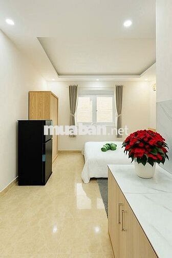CHO THUÊ CĂN HỘ STUDIO ĐẦY ĐỦ NỘI THẤT CỬA SỔ THOÁNG NƠ TRANG LONG, BT