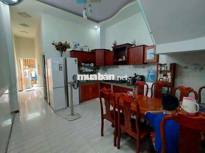 Nhà phố mặt tiền kinh doanh Cây Da Xề gần ngã 3 Cây Lơn và BigC Go