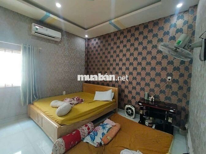 Nhà phố mặt tiền kinh doanh Cây Da Xề gần ngã 3 Cây Lơn và BigC Go