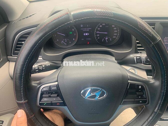 Hyundai Elantra 2017 Sport 1.6 AT - 117000 km