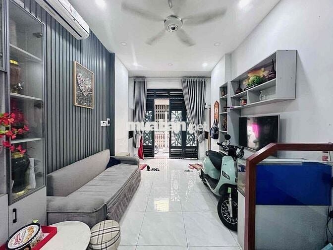 3 TẦNG MÁI BTCT - 3PN - SÂN THƯỢNG 40m2 - HẺM 3M THÔNG RA SONG HÀNH