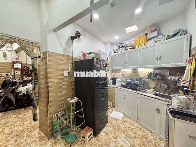 BÁN GẤP NHÀ LINH TÂY - 50M2 - CHỈ 3,3 TỶ GẦN ĐH CẢNH SÁT.