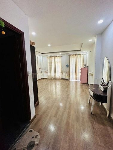 Ông bà lớn tuổi cần ra nhanh nhà Đặng Thùy Trâm 60m2, giá chỉ 3,15 tỷ