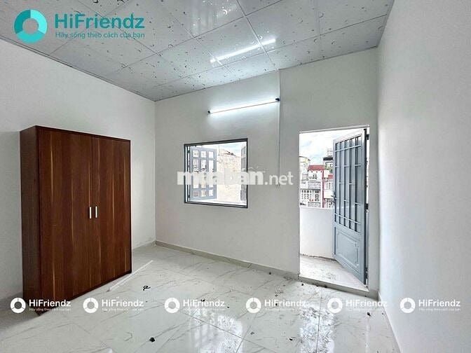 Phòng Bancol Mới 100% Gần Đại Học Kinh Tế Siêu Thoáng