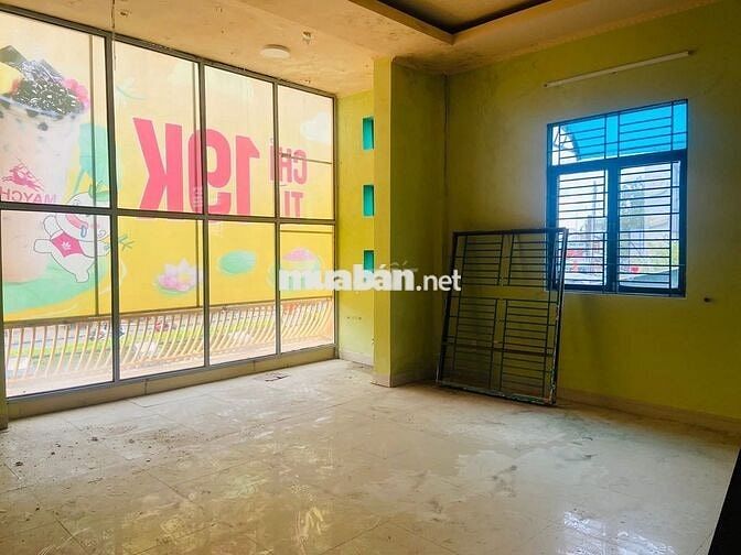 Cho Thuê Nhà Trệt 2 Lầu Góc 3 Mặt Tiền Nguyễn Văn Cừ Gần Chợ An Hoà