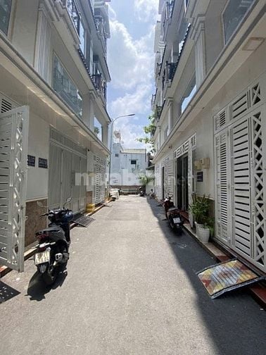 Bán nhà 4 lầu đường Liên Tỉnh 5. Phường 5 Quận 8 