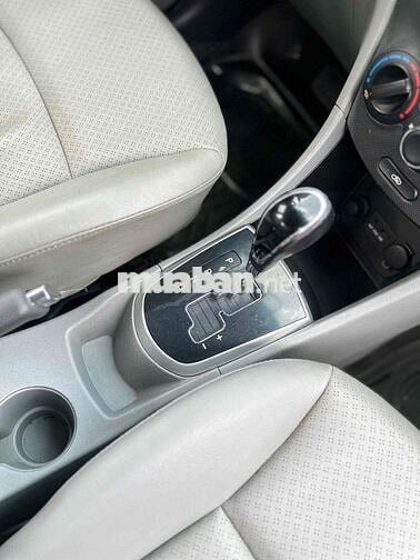 Hyundai Accent 2012 1.4 AT