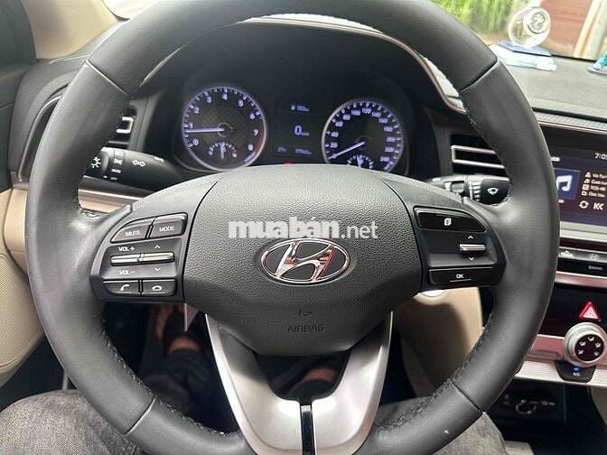 Hyundai Elantra 2019 1.6MT - 37000 km