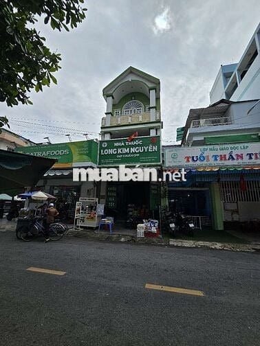 Cho thuê mặt bằng nhà mặt tiền