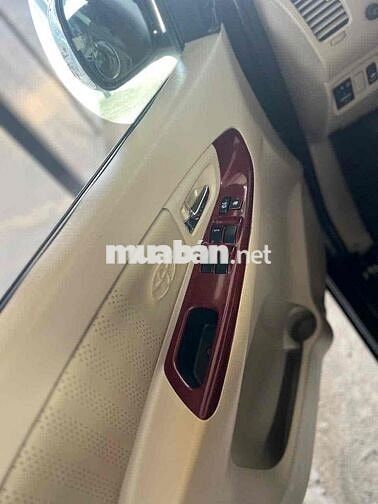 Toyota Innova 2006 G - 125 km