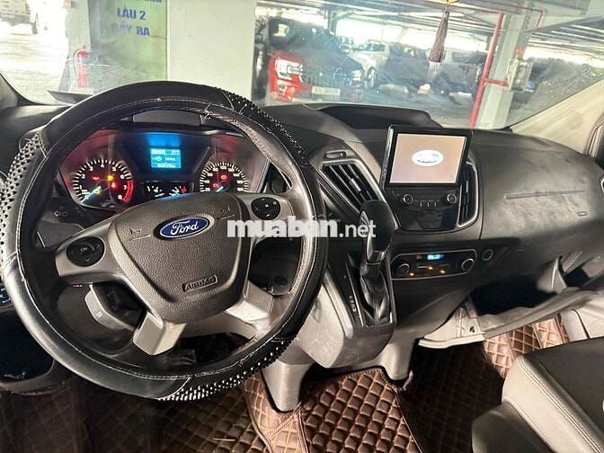Ford Tourneo 2019 Titanium 2.0 AT - zin nguyên bản