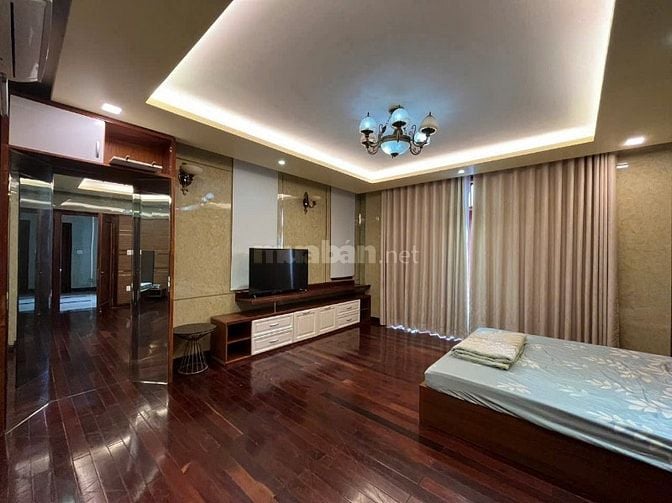 Chính chủ cho thuê Biệt Thự Sadeco ven sông giá 65t có hồ bơi