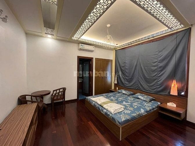 Chính chủ cho thuê Biệt Thự Sadeco ven sông giá 65t có hồ bơi