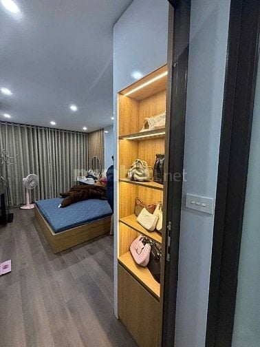 CẦN BÁN NHÀ MẶT PHỐ NGUYỄN KHUYẾN – ĐỐNG ĐA