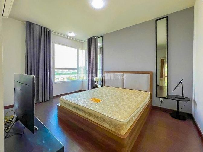 Bán Căn hộ tại Vista Verde Thạnh Mỹ Lợi tầng cao gồm 4 phòng ngủ 213m2