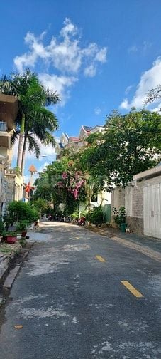 Chủ cần bán gấp, hẻm 7m Gần chợ Bàn Cờ, Q3. 66.9m2.2 lầu. Gía 11.9 tỷ
