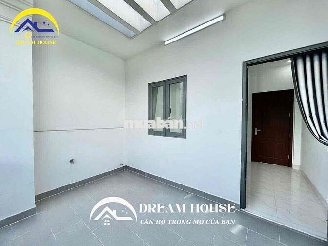 PHÒNG TRỌ BAN CÔNG GIÁ RẺ, GIỜ GIẤC TỰ DO