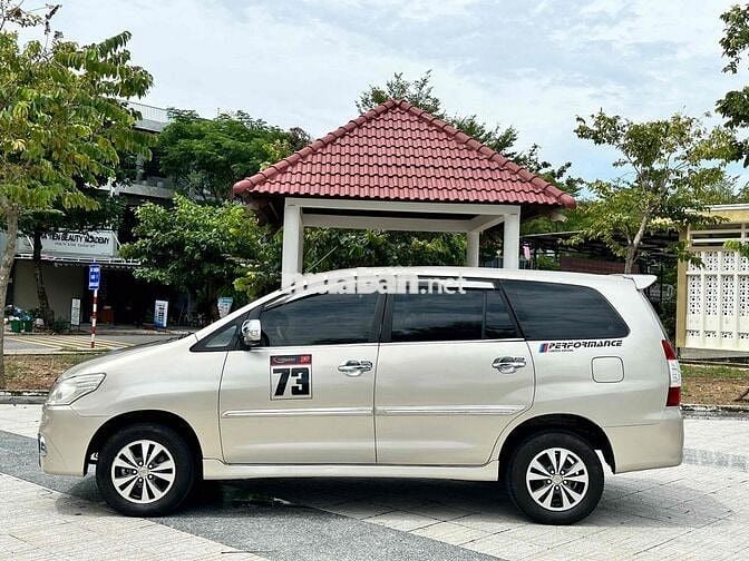TOYOTA INNOVA 2016E 2.0 MT
