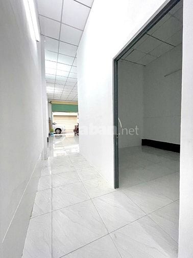 Cho thuê nhà hẻm 5m(XH)Hòa Hưng, P.13, Q.10 giá 11tr