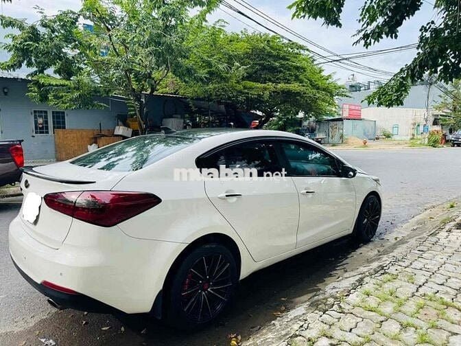 Kia K3 2013 1.6 AT