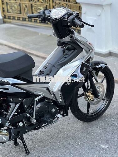 1s9a Côn Tự Động Xuống Áo