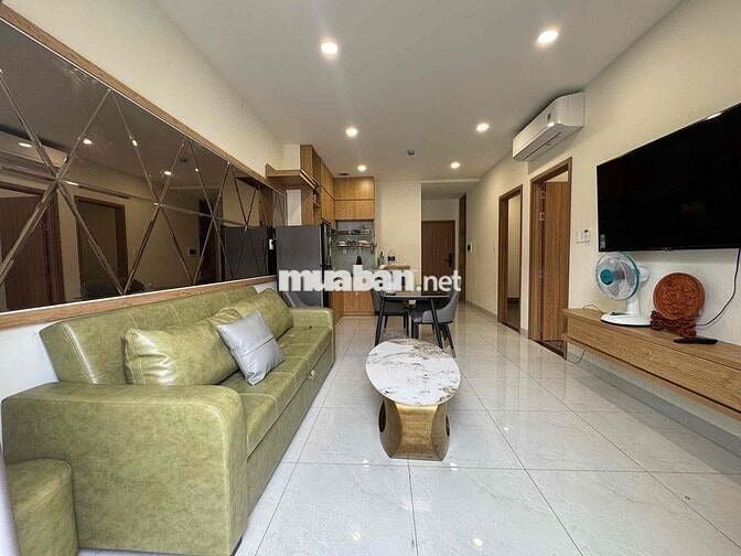 CĂN HỘ 2 PHÒNG NGỦ - BAN CÔNG - FULL NỘI THẤT - NGAY VẠN PHÚC CITY