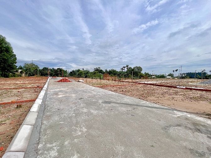 ĐẤT SÁT ĐƯỜNG NHỰA 10M5, GẦN QUỐC LỘ 14B VÀ NAM KỲ KHỞI NGHĨA