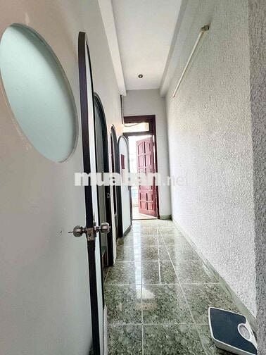 Căn Hộ 2PN BanCol Và NUôi Pet Được , thông Hẻm Q10, Phú Nhuận