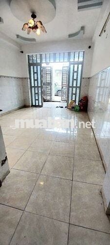 Cho thuê nhà tô ngoc vân q12 3p ngủ 2wc giá 7tr5