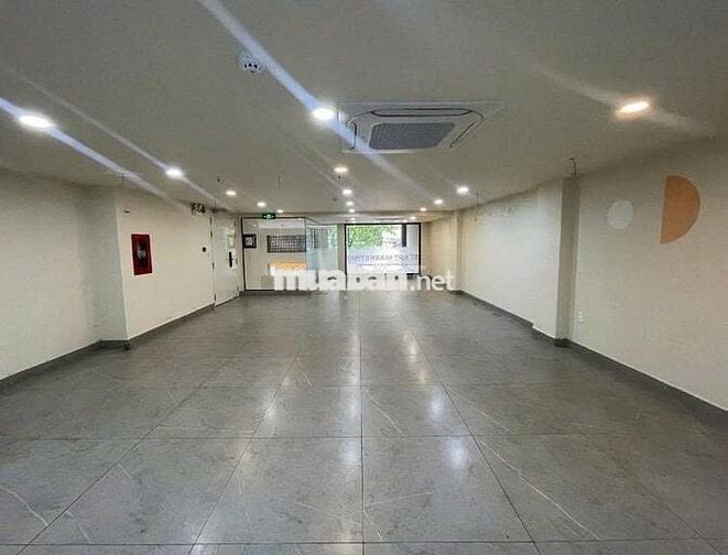 Chính chủ cho thuê MT Hoàng Sa Quận 1
