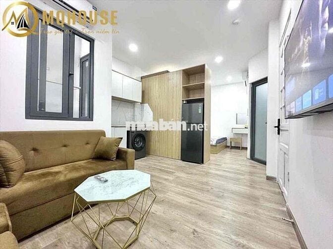 1 phòng *** tách bếp full nội thất ban công