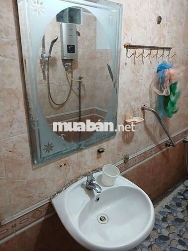 Phòng trọ cho thuê sạch sẽ thoáng mát 12m2 đường thành Thái p14q10
