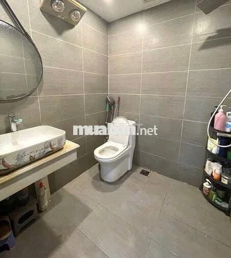 BÁN CĂN HỘ CC NAM TRUNG YÊN 79M; TẦNG TRUNG; GIÁ: 5.95 tỷ