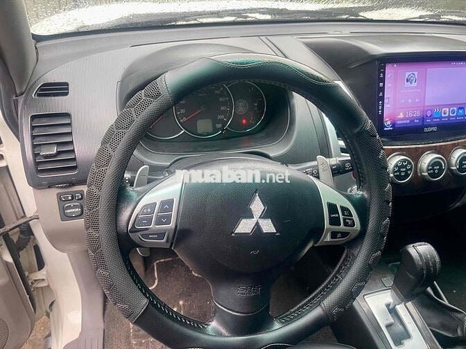 Mitsubishi Pajero Sport 2015 G 4x4 AT - 119000 km