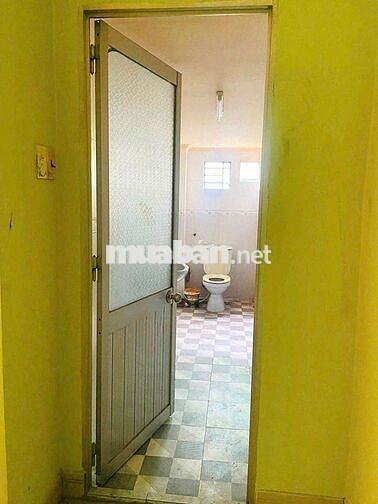 Mặt bằng trệt 2 lầu đường Nguyễn Văn Cừ chỉ 30 triệu
