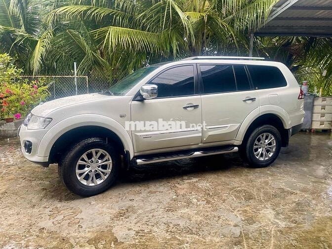 Mitsubishi Pajero Sport 2015 G 4x4 AT - 119000 km