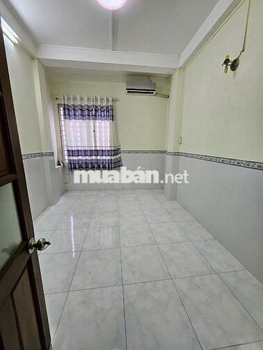 NNC HXH Lê Văn Duyệt P3 Bình Thạnh 4x7m 2 Lầu 2PN. Giá 12 triệu/ tháng