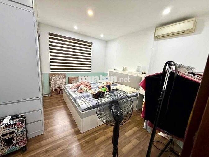 CHUNG CƯ VINACONEX -  VŨ TRỌNG PHỤNG - DT 110m2 – LÔ GÓC - GIÁ TỐT