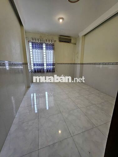 NNC HXH Lê Văn Duyệt P3 Bình Thạnh 4x7m 2 Lầu 2PN. Giá 12 triệu/ tháng