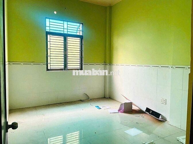 Mặt bằng trệt 2 lầu đường Nguyễn Văn Cừ chỉ 30 triệu