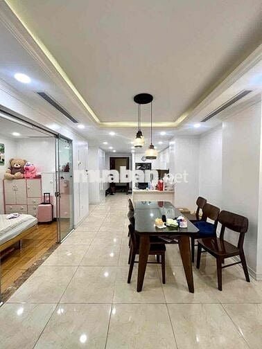 Căn hộ chung cư VNT Tower FaFim 19 Nguyễn Trãi 110m gồm 3 ngủ 2 vs - G