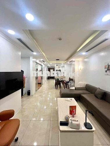 Căn hộ chung cư VNT Tower FaFim 19 Nguyễn Trãi 110m gồm 3 ngủ 2 vs - G