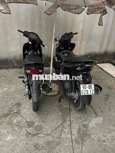 xe gia đình đi còn giữ như mới ...
