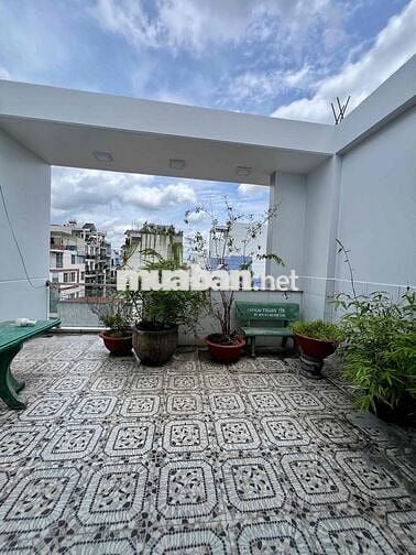 Nhà Mới Sạch Sẻ DT 5x20 1Trệt 2Lầu 4Pn 3Wc Sân Rộng Đậu Ôtô 7 Chổ