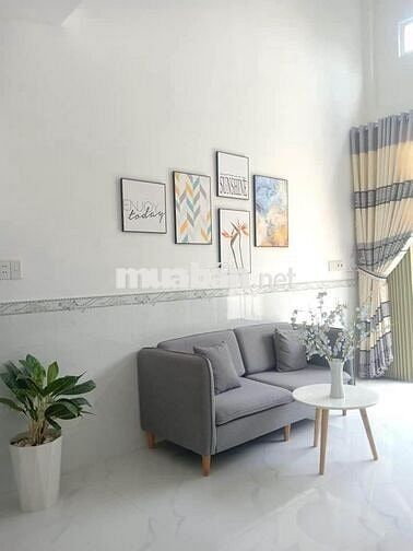 Bán nhà Tỉnh Lộ 10, Lửng 2 phòng ngủ 1 tỷ 850 còn thương lượng !!!