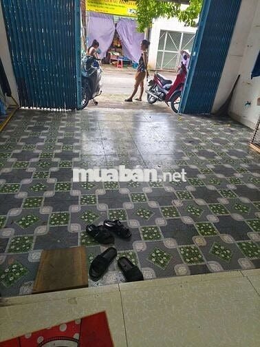 Cho thuê nhà mặt tiền gần bệnh viện Dĩ An